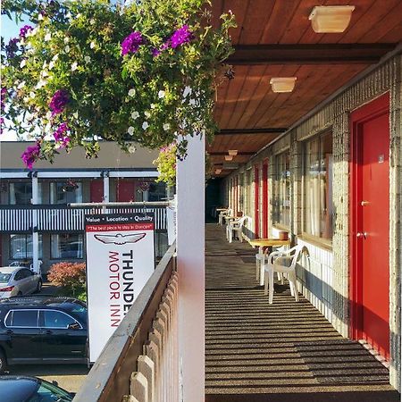 Thunderbird Motor Inn Duncan Ngoại thất bức ảnh
